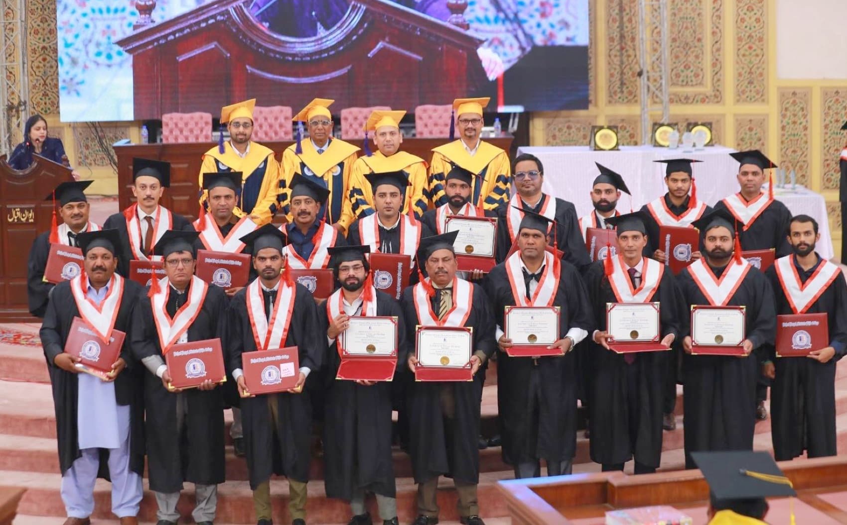 Graduates with certificates